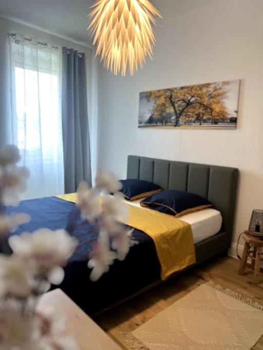 Appartement Cosy Et Lumineux Avec Parking Gratuit กอลมาร์ ภายนอก รูปภาพ