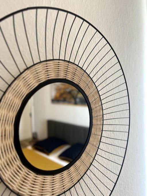 Appartement Cosy Et Lumineux Avec Parking Gratuit กอลมาร์ ภายนอก รูปภาพ