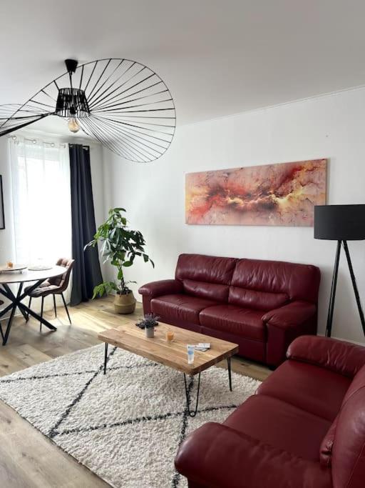 Appartement Cosy Et Lumineux Avec Parking Gratuit กอลมาร์ ภายนอก รูปภาพ